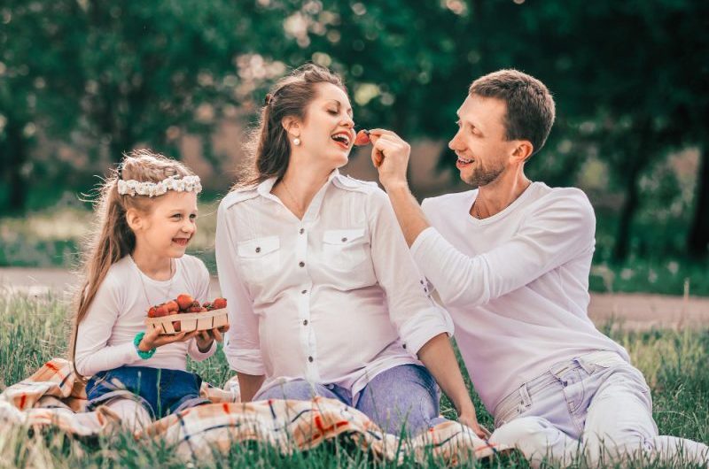 Truskawki w ciąży – czy można je jeść? Rozwiewamy wątpliwości!