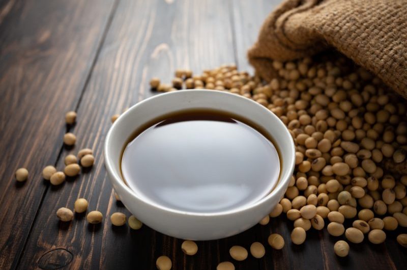 Sos sojowy w ciąży – czy można go jeść?