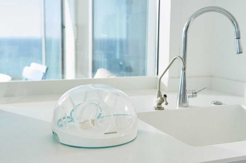 Jaki sterylizator do butelek i smoczków wybrać?