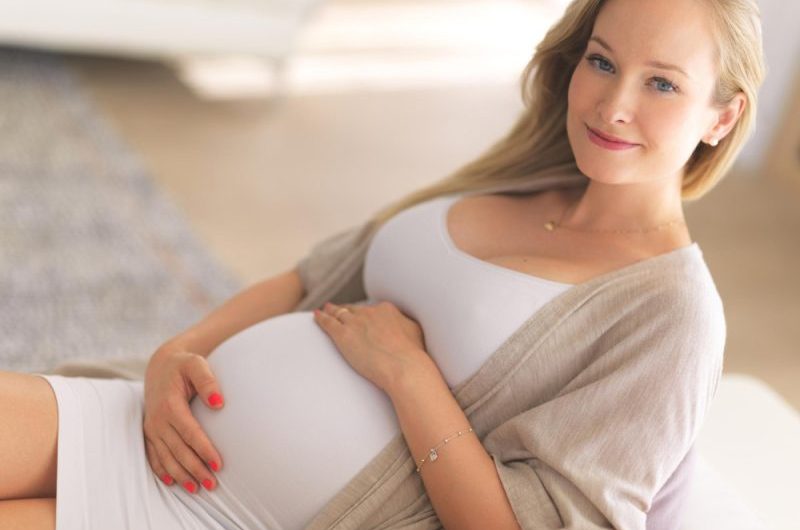 Prawidłowa waga w ciąży – ile powinnaś przytyć? Tabela wagi ciężarnej