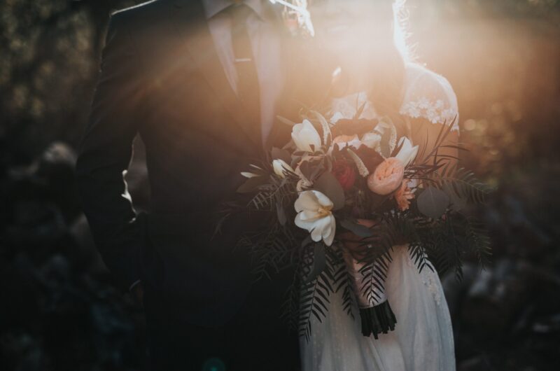 Sukienka na wesele – o czym musisz pamiętać?