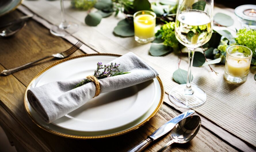 Jakie dekoracje weselne cieszą się obecnie największą popularnością? Modne motywy i rozwiązania