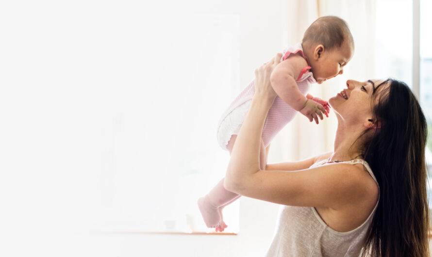 Jak efektywnie wspierać rozwój emocjonalny niemowląt: przewodnik dla rodziców