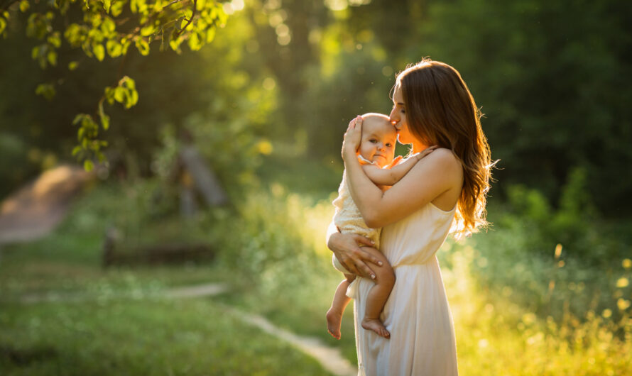 Jak radzić sobie z wyzwaniami wczesnego macierzyństwa? Sprawdź nasz przewodnik dla świeżo upieczonych mam