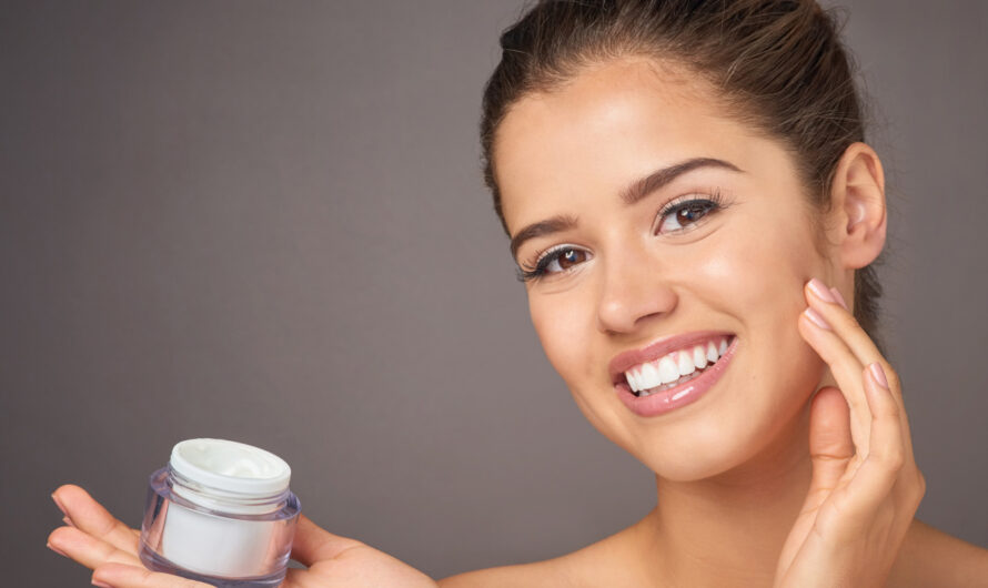 Retinal a retinol: różnice, zastosowanie i skutki uboczne w kosmetykach